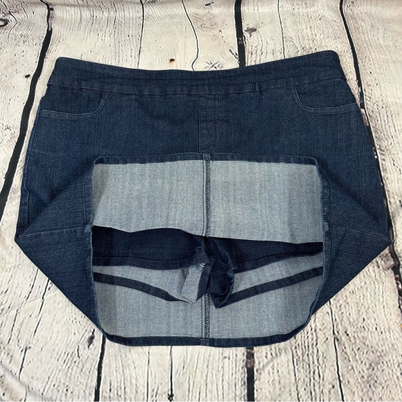 SOFT SURROUNDINGS DENIM SKORT SIZE (XL) - Picture 7 of 9
